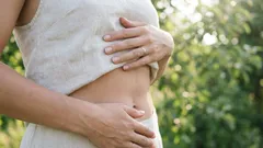 Segui queste 5 regole dopo i 45 anni e la pancia non sporge: i consigli degli esperti