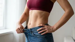 Per mantenere la pancia piatta e la vita snella: 1 esercizio, 3 varianti